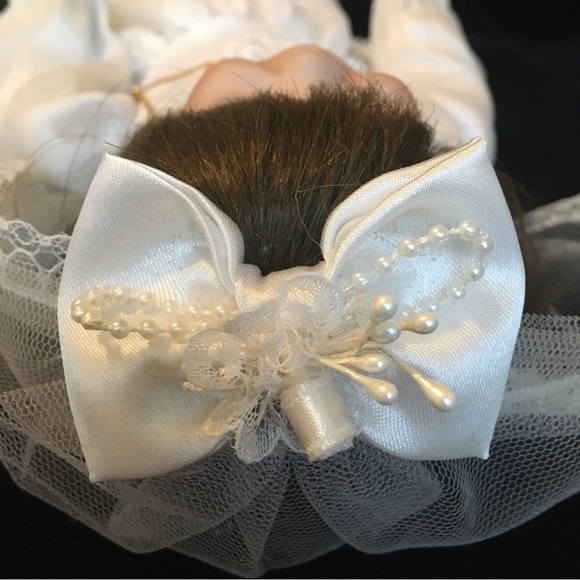 Vintage Religious Girl Porcelain Doll - Picture 7 of 11